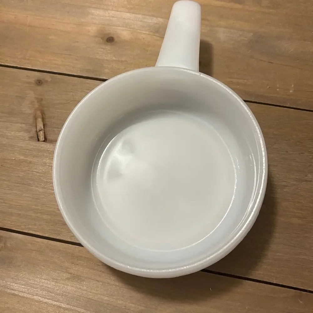 Milk Glass Glasbake 14 oz. 1 Handle Individual Casserole - Picture 5 of 5
